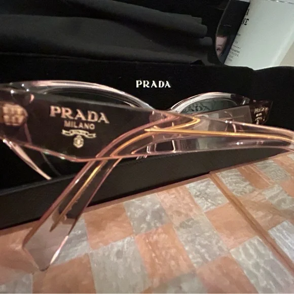💖 AUTHENTIC Prada Pink Clear Women's Glasses, New with Case and Cloth - Picture 9 of 9